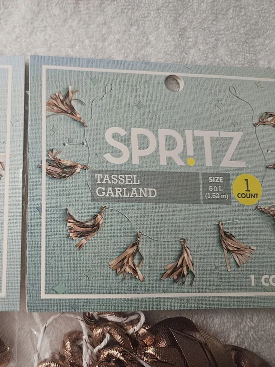 2 Pack Of Spritz Metallic Gold Tassel Garland Decor 5 FT Party Banners - Picture 2 of 5